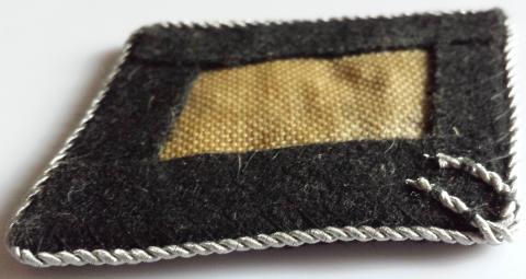 German WW2 Waffen SS NCO Untersturmfuhrer matched set of collar tabs with COA 100% original